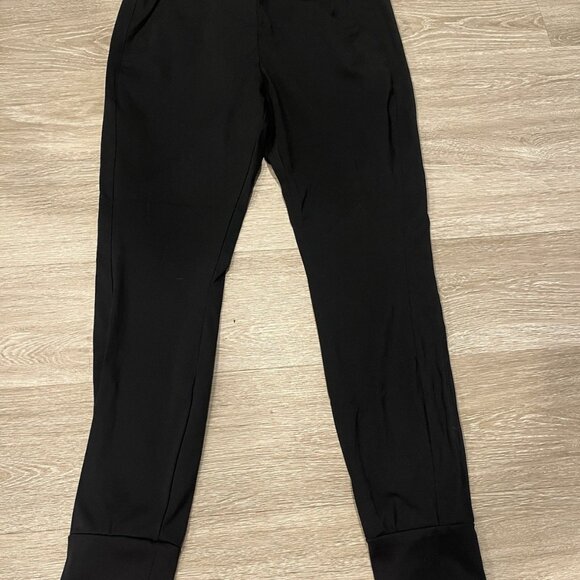 Halara Womens Size M Petite Black Cloudful Air Jogger Pants Athletic - Picture 1 of 4